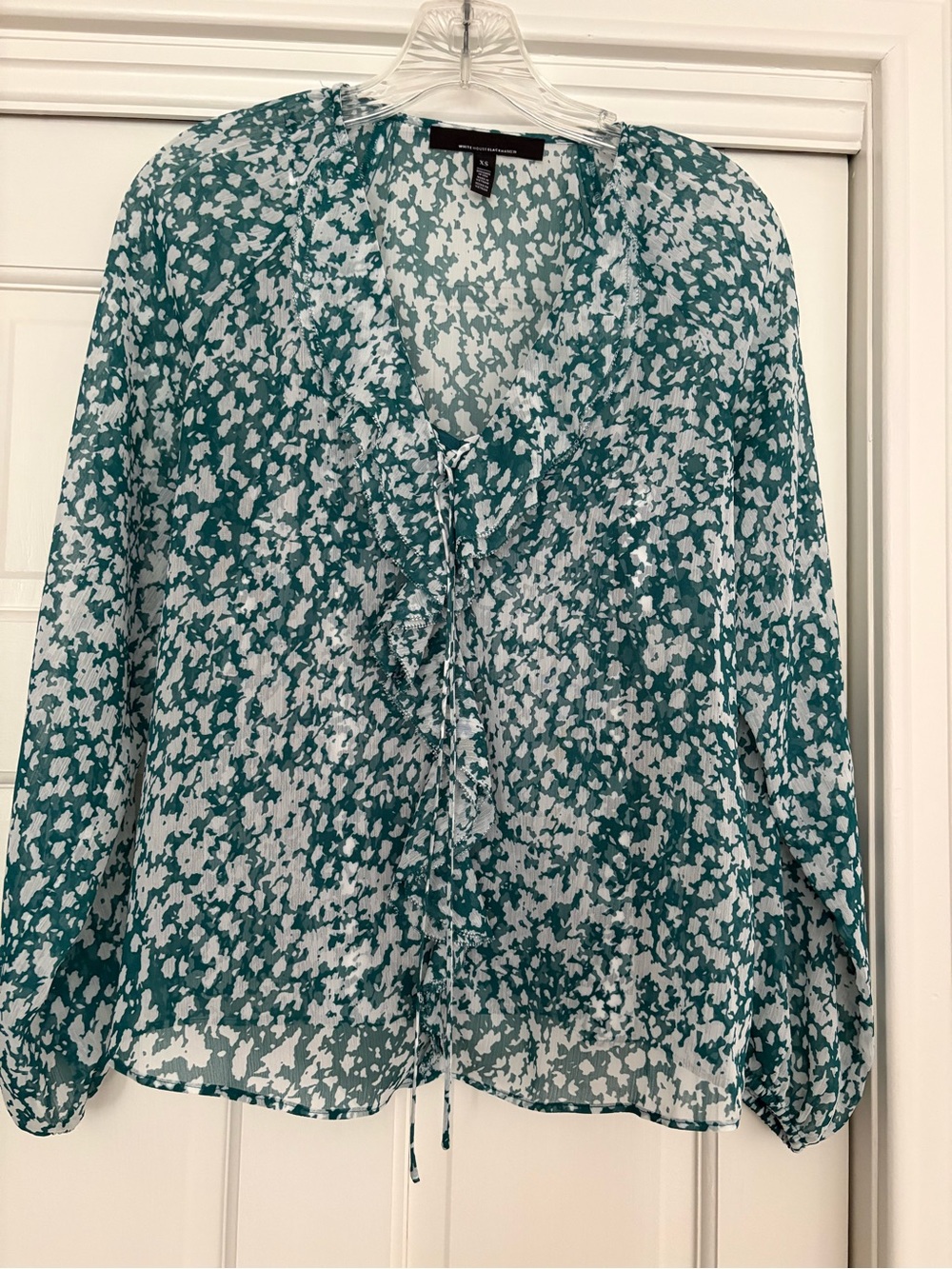 White House Black Market Green and White Floral Tie-Front Blouse
